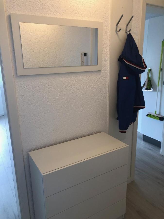 Moderne Helle 2,5 Zimmer Wohnung Mit Grossem Bad Und Kueche In Trossingen Exterior foto