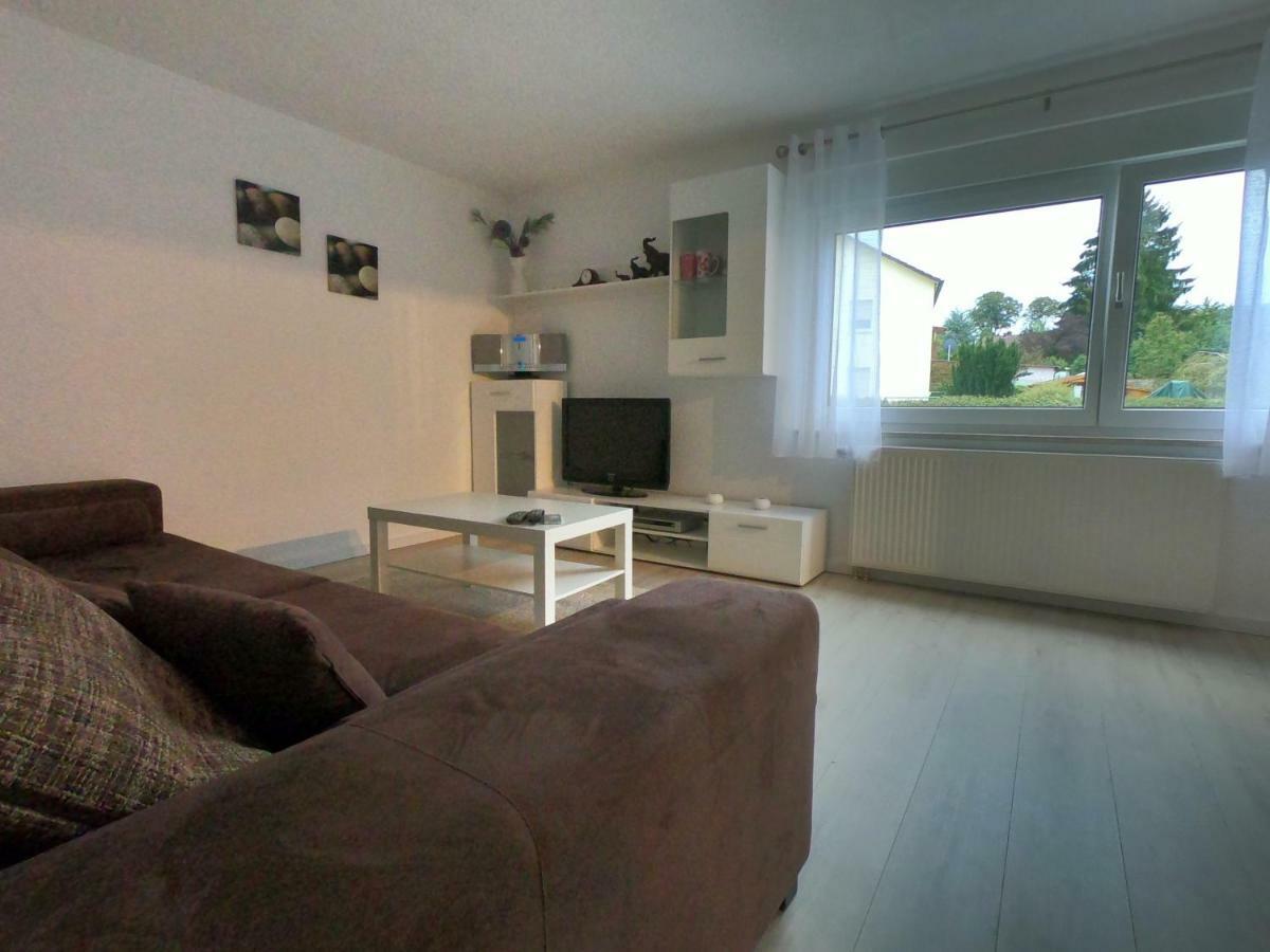 Moderne Helle 2,5 Zimmer Wohnung Mit Grossem Bad Und Kueche In Trossingen Exterior foto