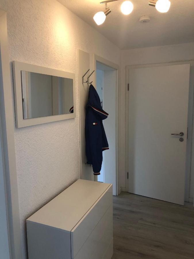 Moderne Helle 2,5 Zimmer Wohnung Mit Grossem Bad Und Kueche In Trossingen Exterior foto